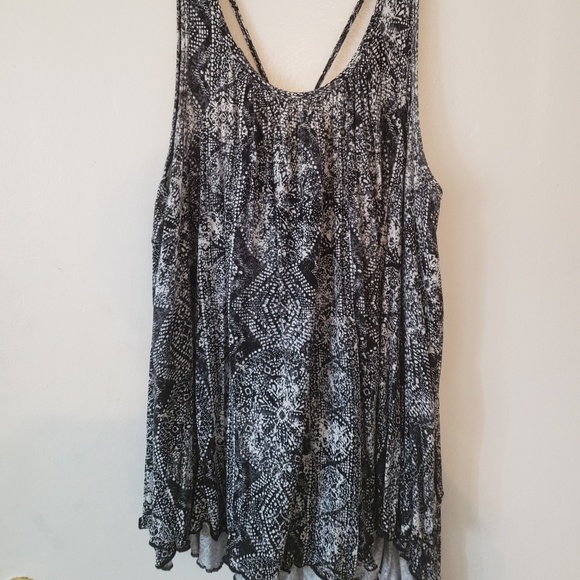 torrid Tops - Awesome Torrid Tank Top Size 1
